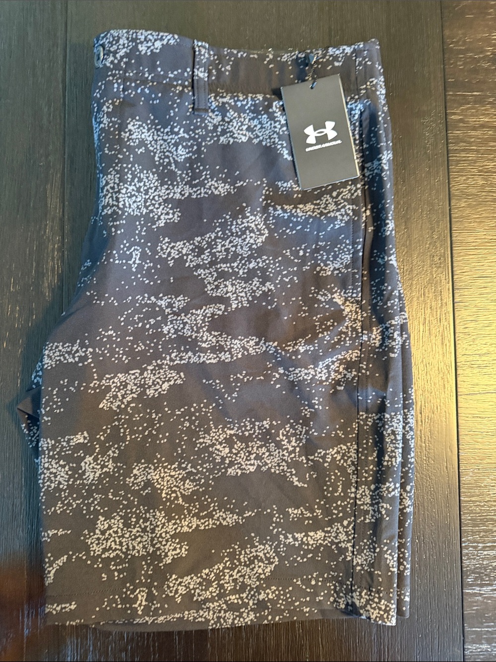 NWT Under Armour Black & gray  Performance Shorts size 38